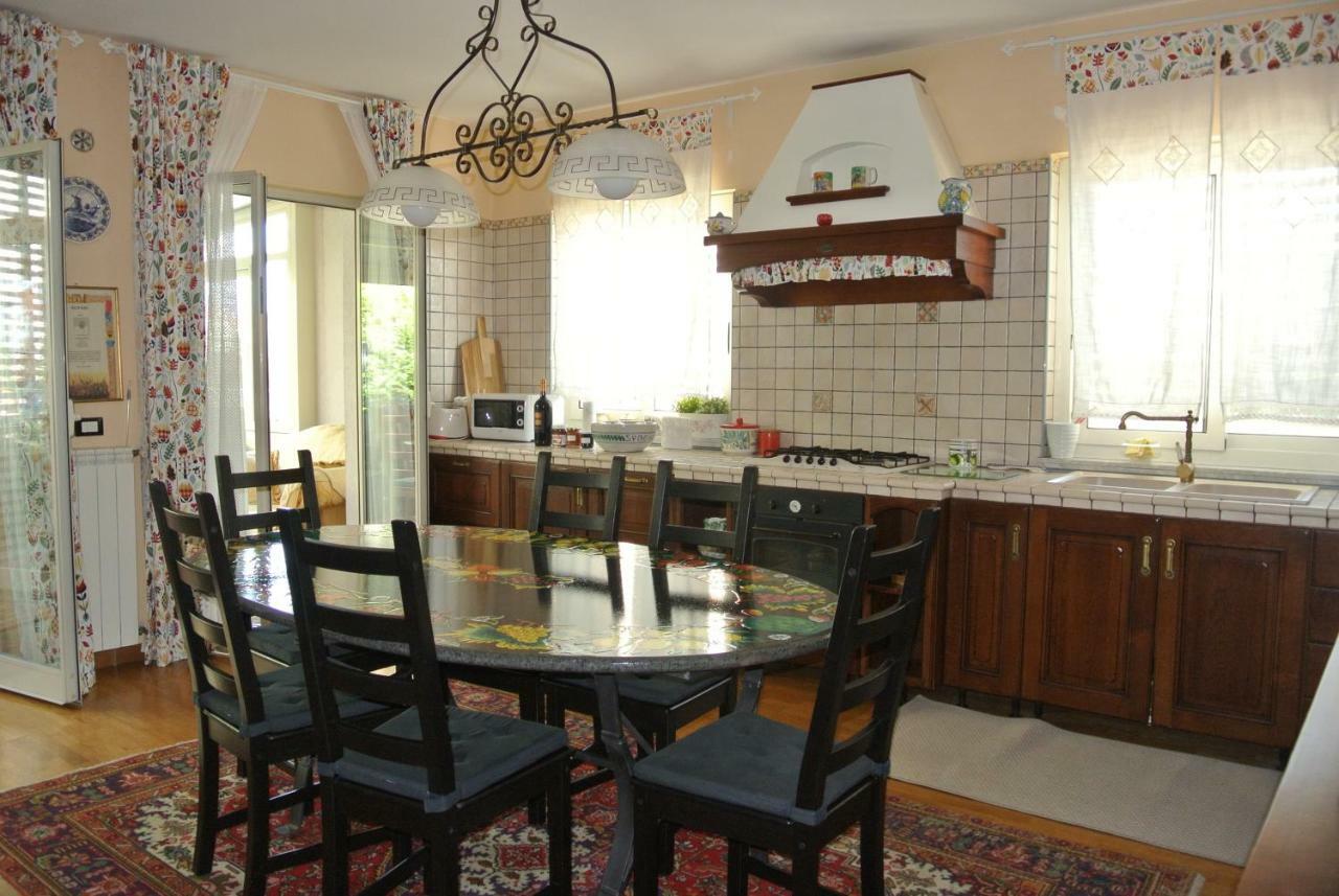 Villa Tranquilla Ріпосто Екстер'єр фото